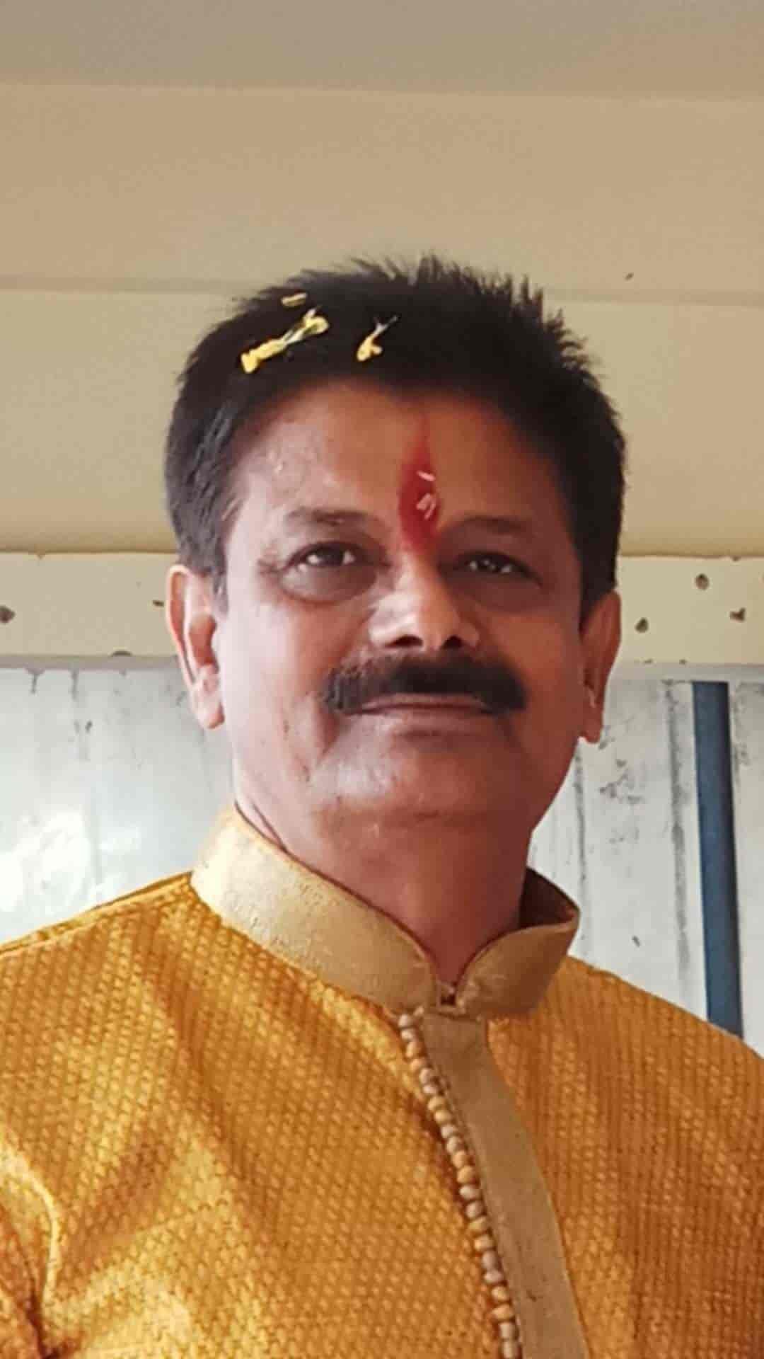 Acharya Naveen Shukla